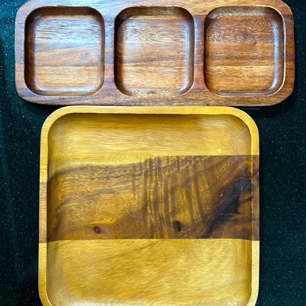 NWOT CRATE&BARREL Acacia Wood Serving Pieces